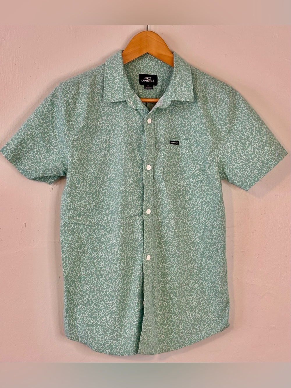 O'Neill Mint Green Button-Down Shirt with White Scribble Print Boys Size XL
